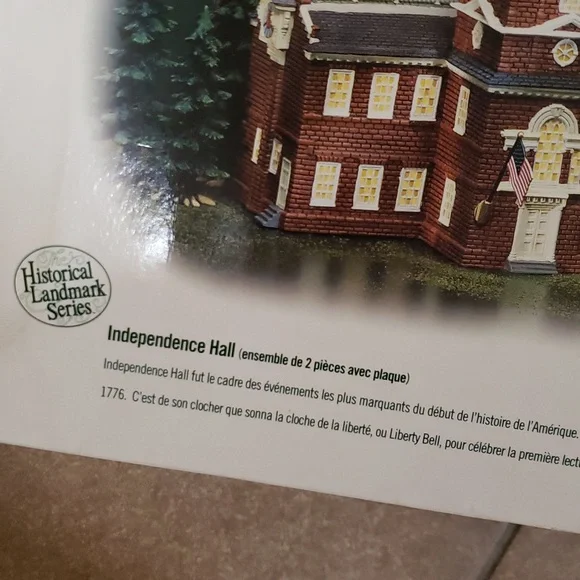 Department 56 Independence Hall - Picture 15 of 17